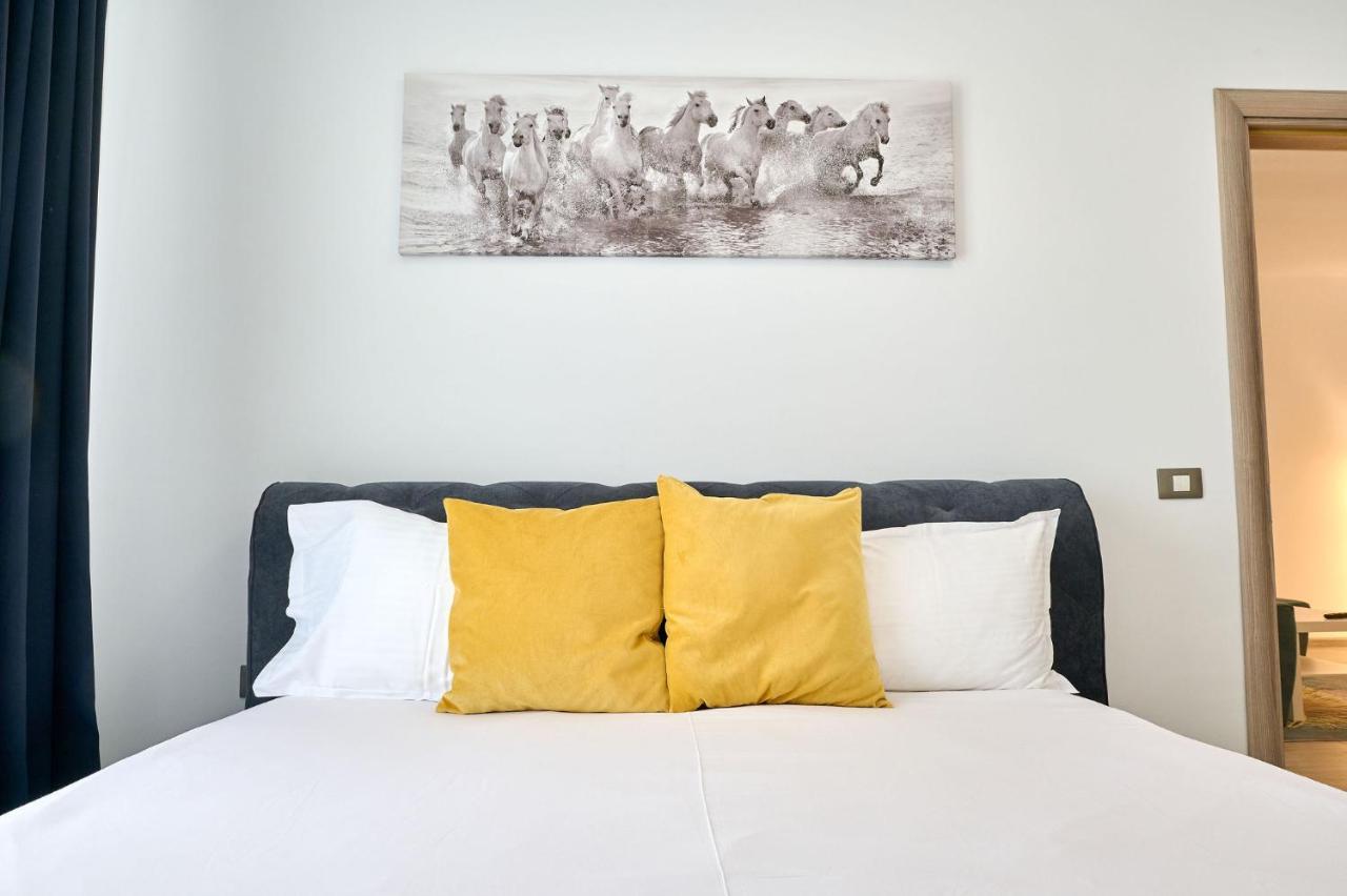Provence Apartment In Spa N Pool Resort Mamaia Bagian luar foto