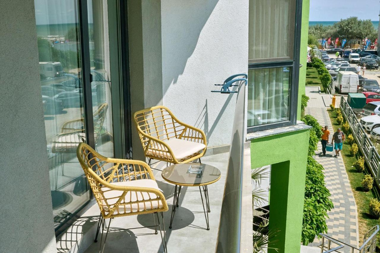 Provence Apartment In Spa N Pool Resort Mamaia Bagian luar foto