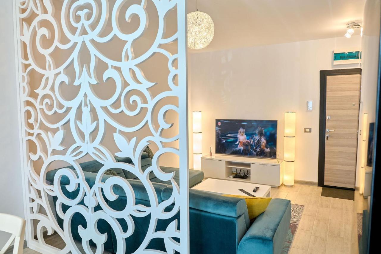 Provence Apartment In Spa N Pool Resort Mamaia Bagian luar foto